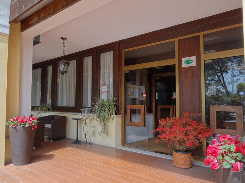 伊尔露斯特戈酒店 鲁巴诺 外观 照片